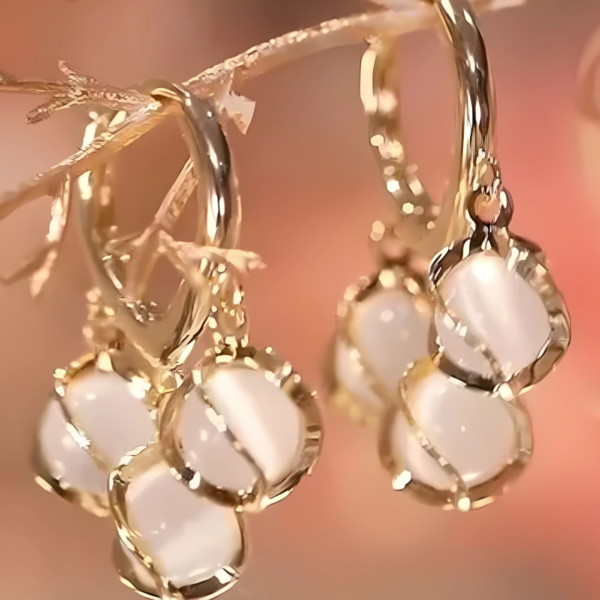 Elegant Drop Pearl Hoop Earrings – Classic Gold Design