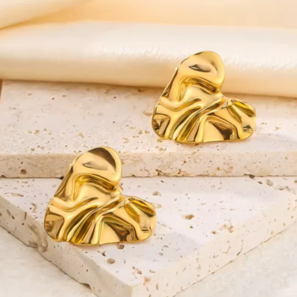 Sculpted Gold Abstract Heart Earrings - Waterproof and Anti-Tarnish