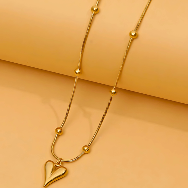 Elegant Gold Heart Pendant Necklace - Minimalist Love-Inspired Necklace